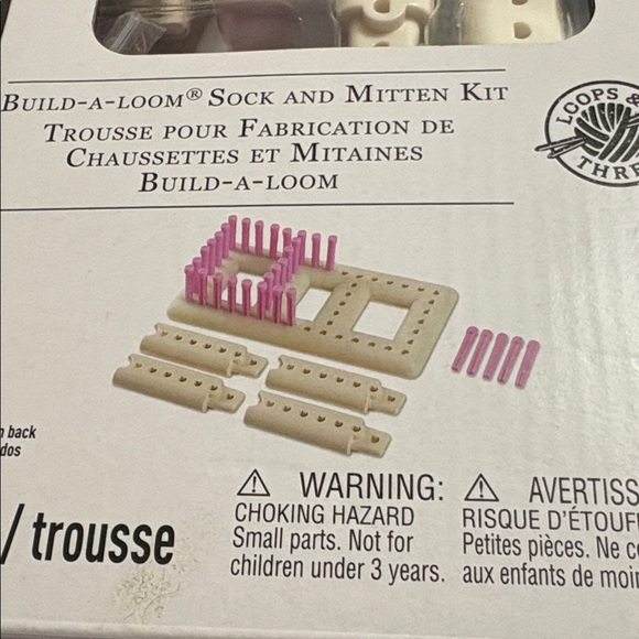 Loops & Threads Build-a-Loom Sock and Mitten Kit brand new - Picture 4 of 4